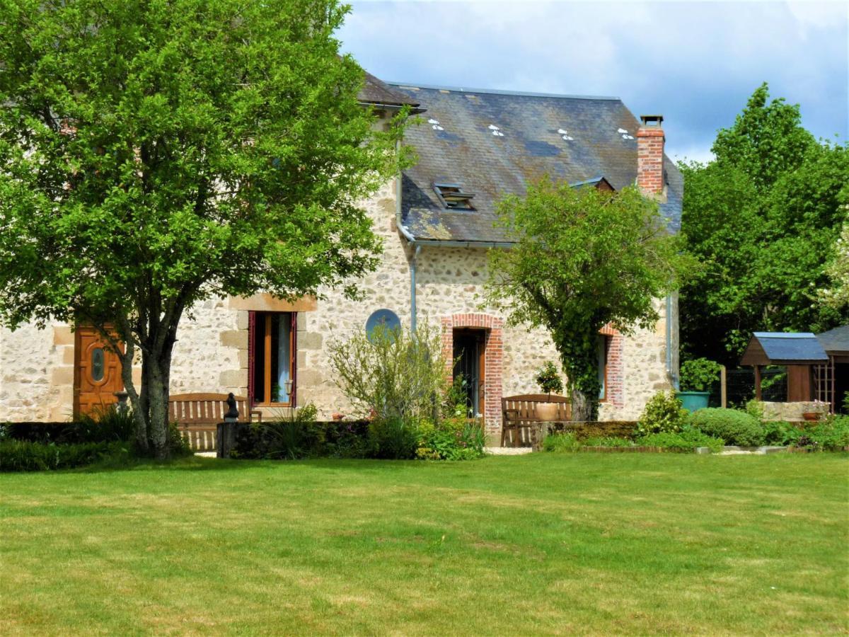 Een Prachtige Gite In Frankrijk Chez Gerard Vieilleville Экстерьер фото